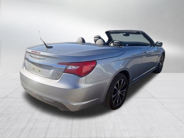 2014 Chrysler 200 S