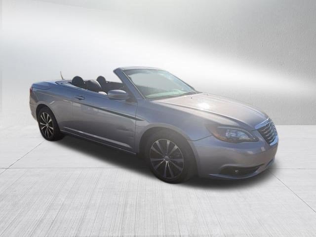 2014 Chrysler 200 S