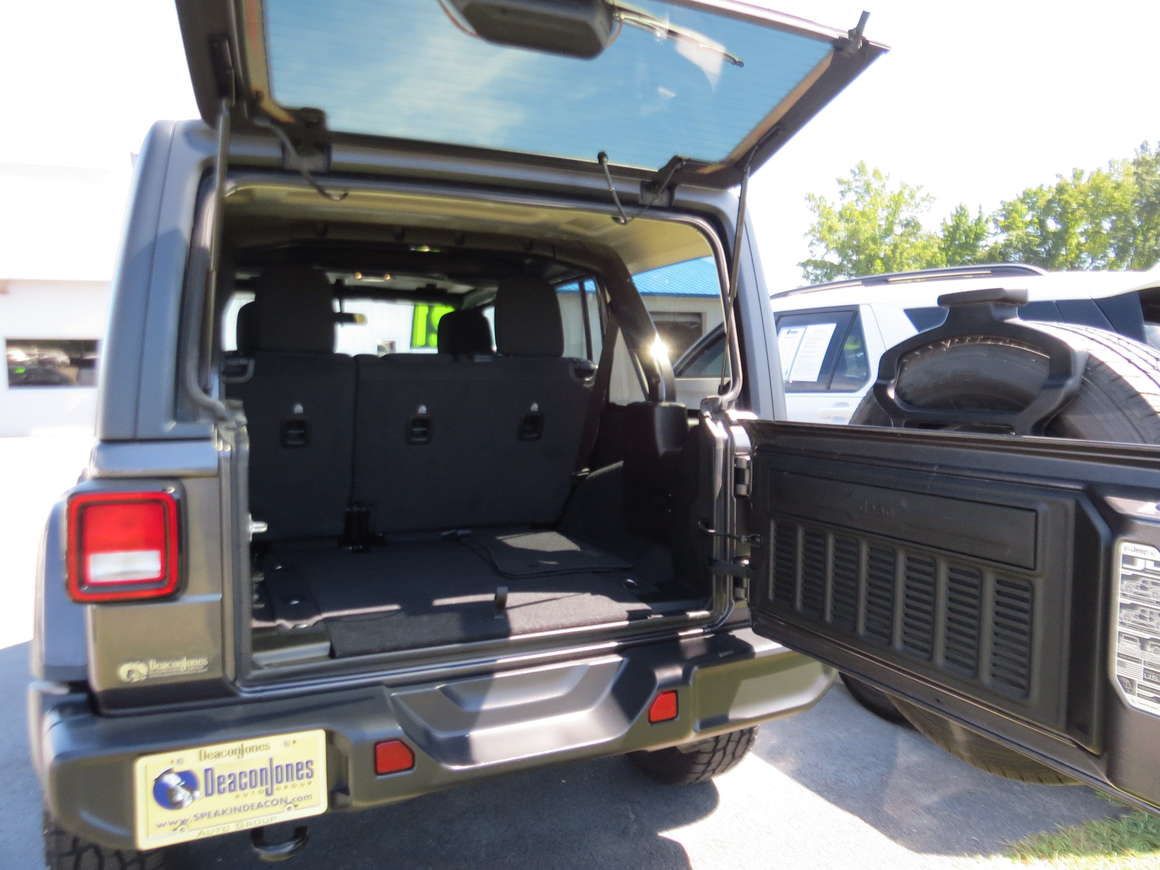2021 Jeep Wrangler Unlimited Sahara 4x4