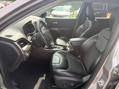 2019 Jeep Cherokee Latitude Plus FWD
