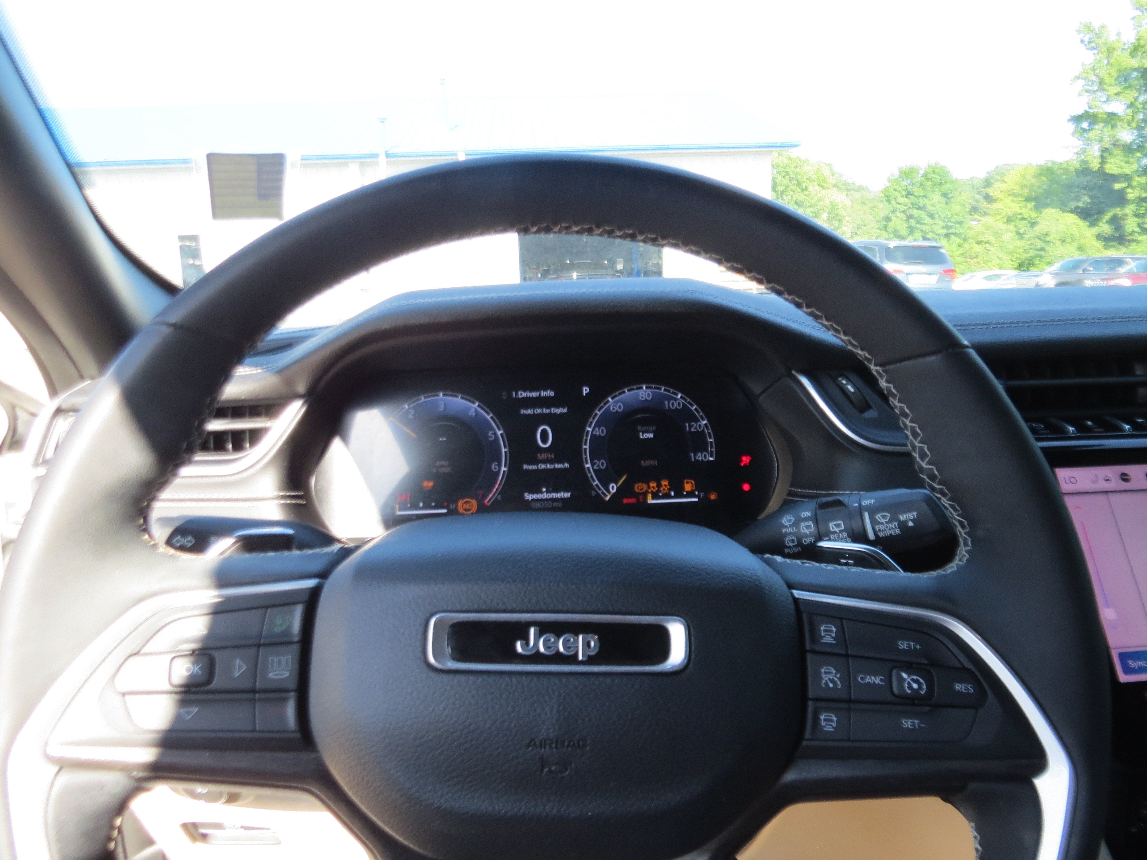2023 Jeep Grand Cherokee Limited 4x2