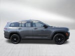2023 Jeep Grand Cherokee L Laredo 4x2