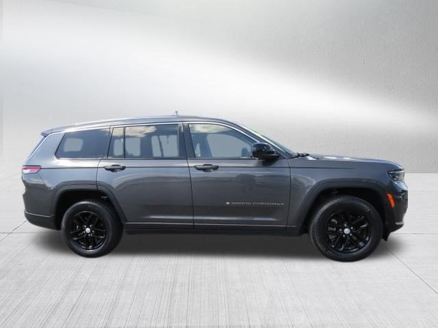 2023 Jeep Grand Cherokee L Laredo 4x2