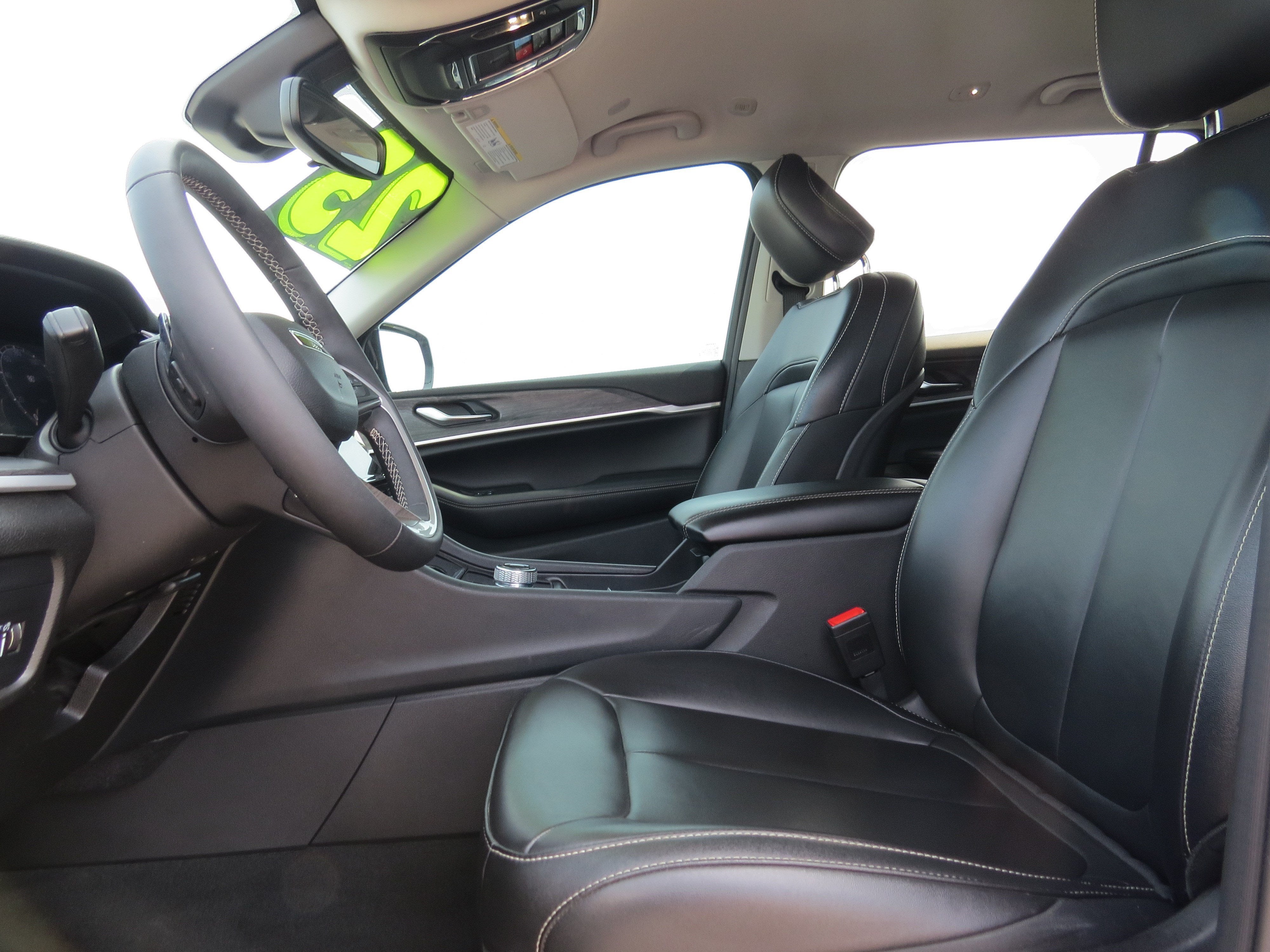 2023 Jeep Grand Cherokee L Limited 4x2