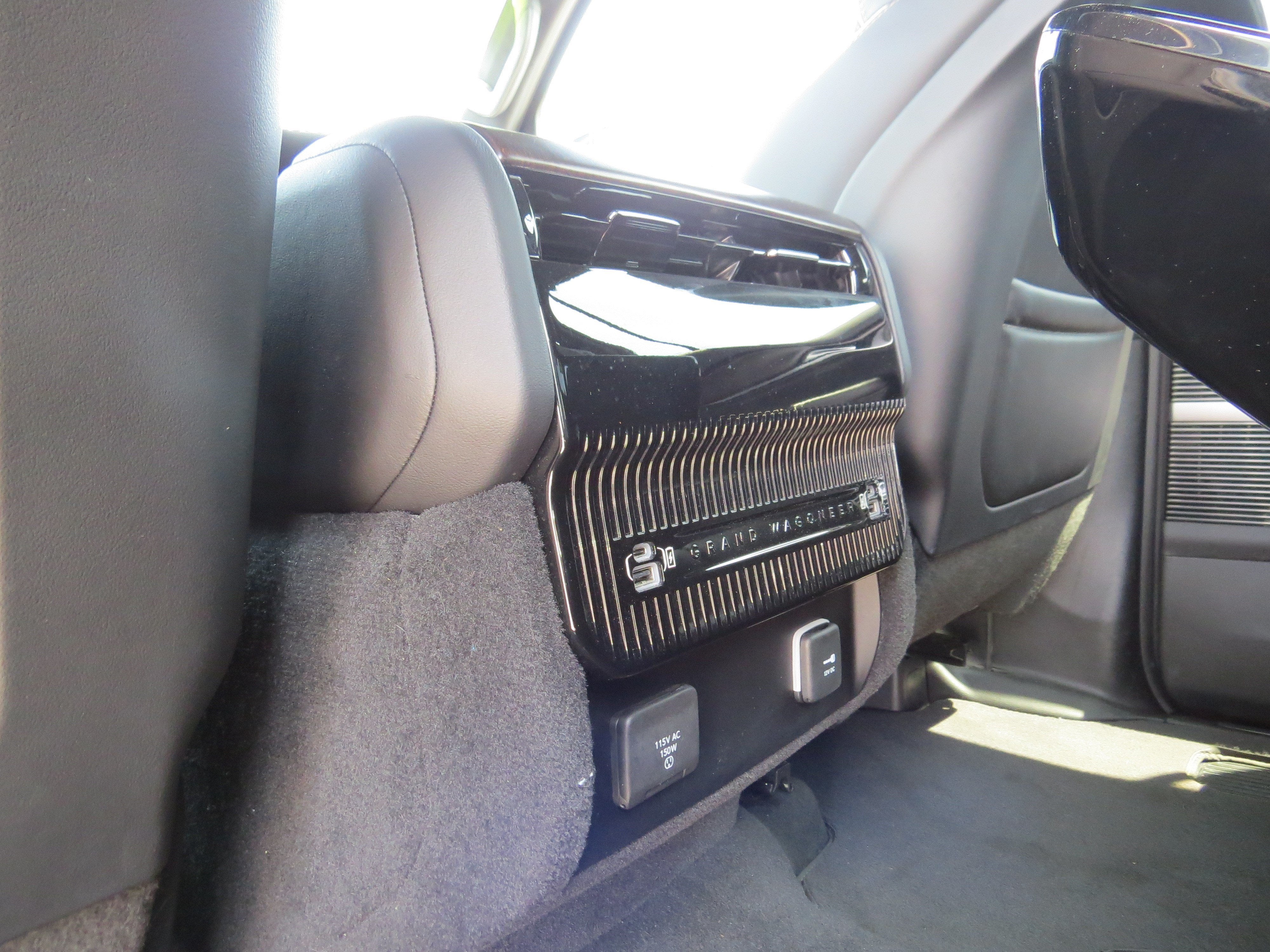 2023 Jeep Grand Wagoneer Series II 4x4