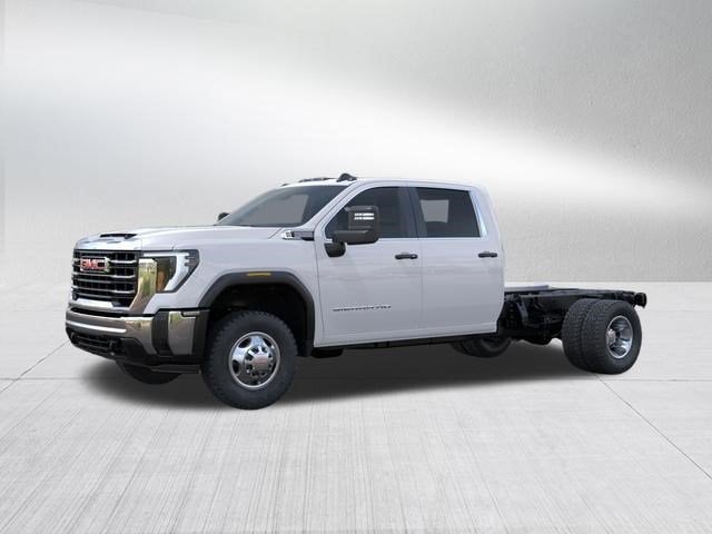 2026 GMC Sierra 3500 HD Chassis Cab Pro