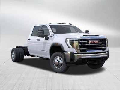 2026 GMC Sierra 3500 HD Chassis Cab Pro