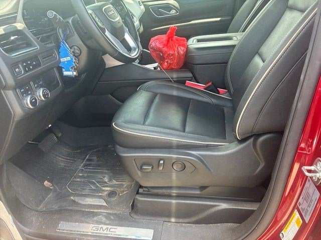 2024 GMC Yukon XL SLT
