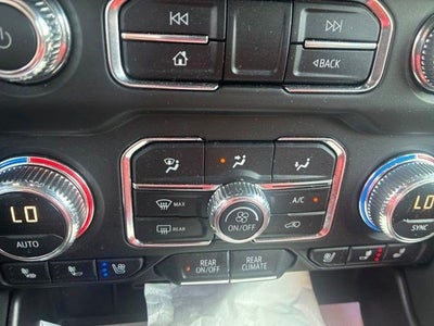 2024 GMC Yukon XL SLT