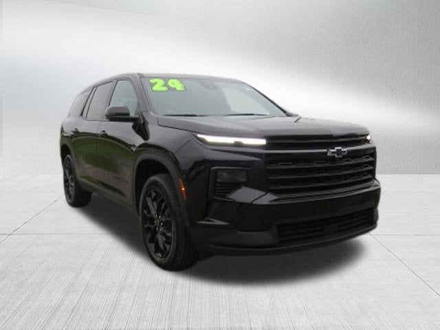 2024 Chevrolet Traverse LS