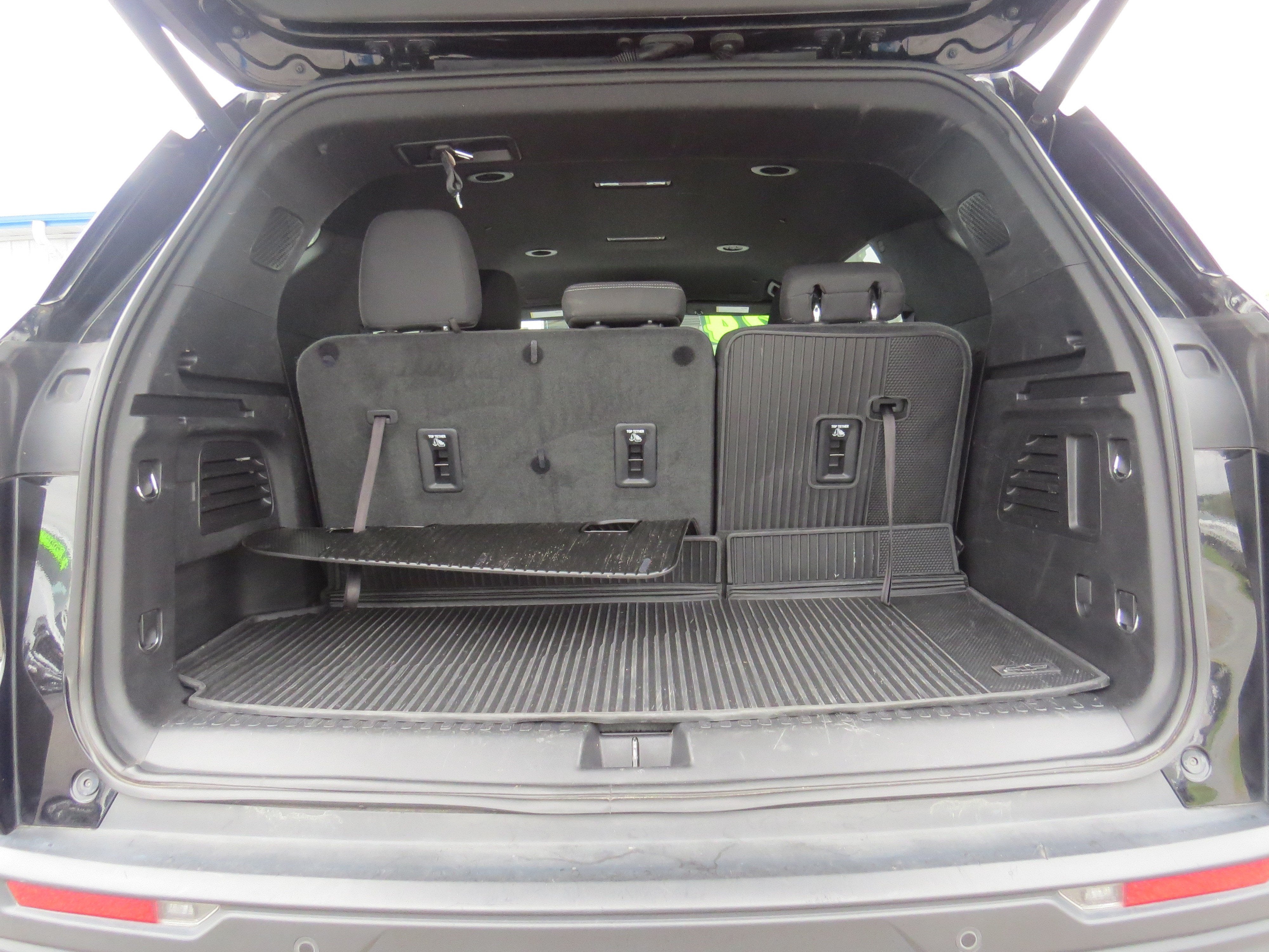 2024 Chevrolet Traverse LS