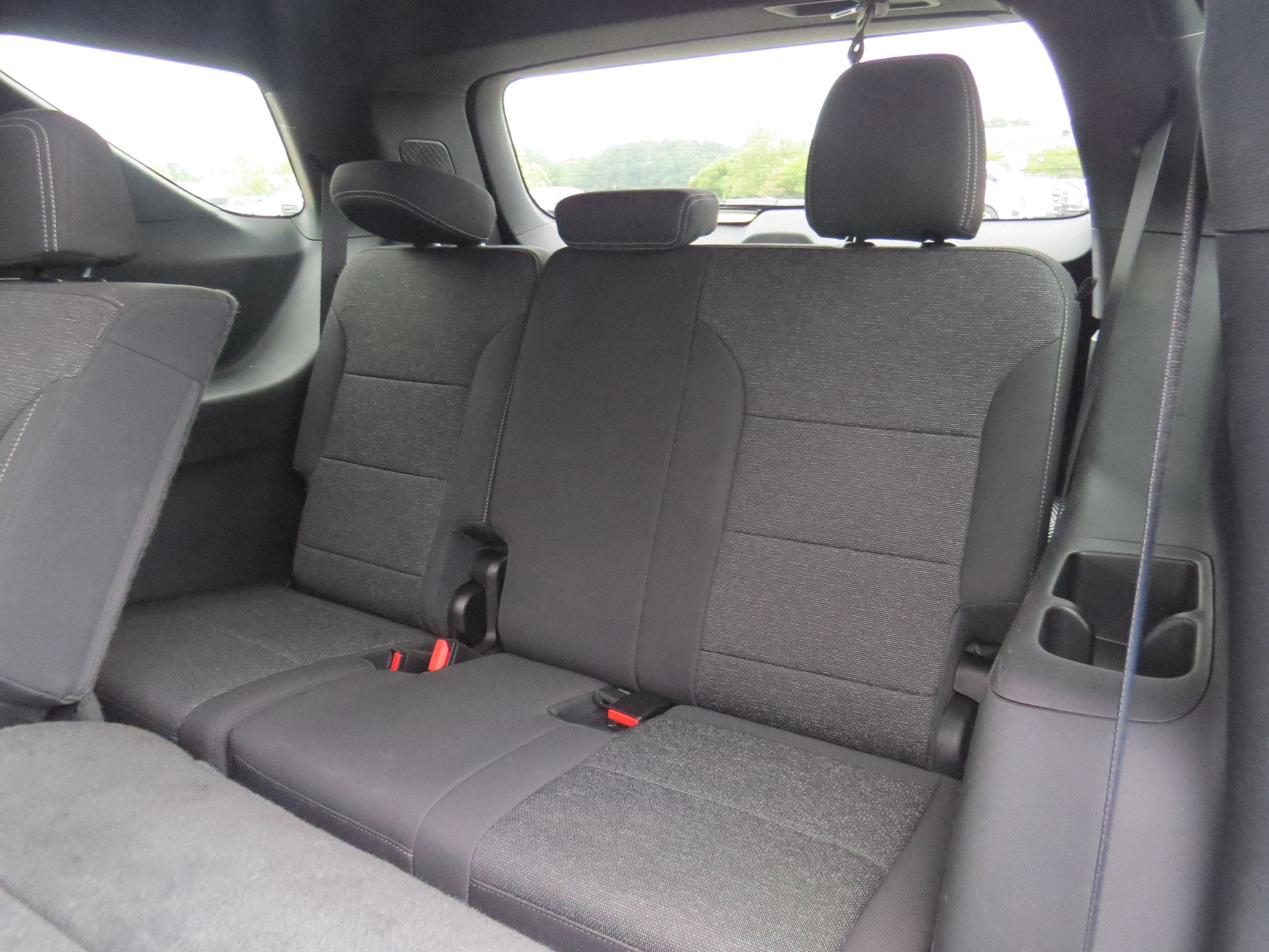 2024 Chevrolet Traverse LS