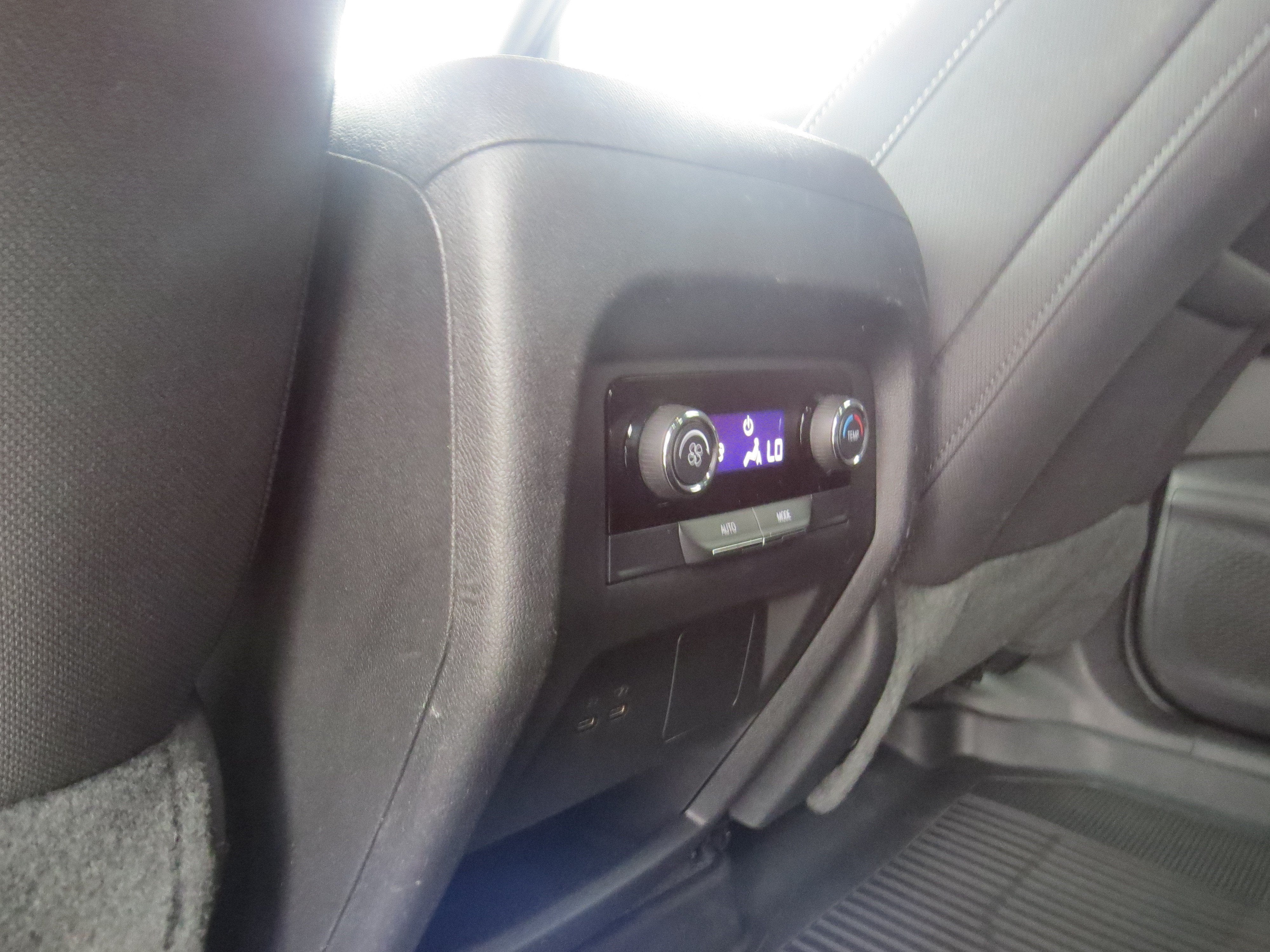 2024 Chevrolet Traverse LS