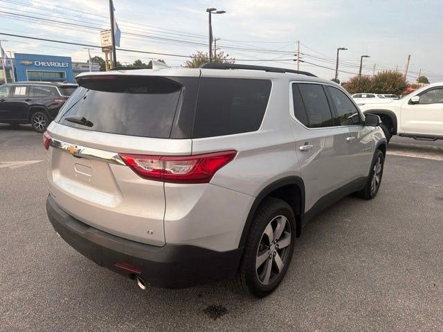 2021 Chevrolet Traverse LT Leather
