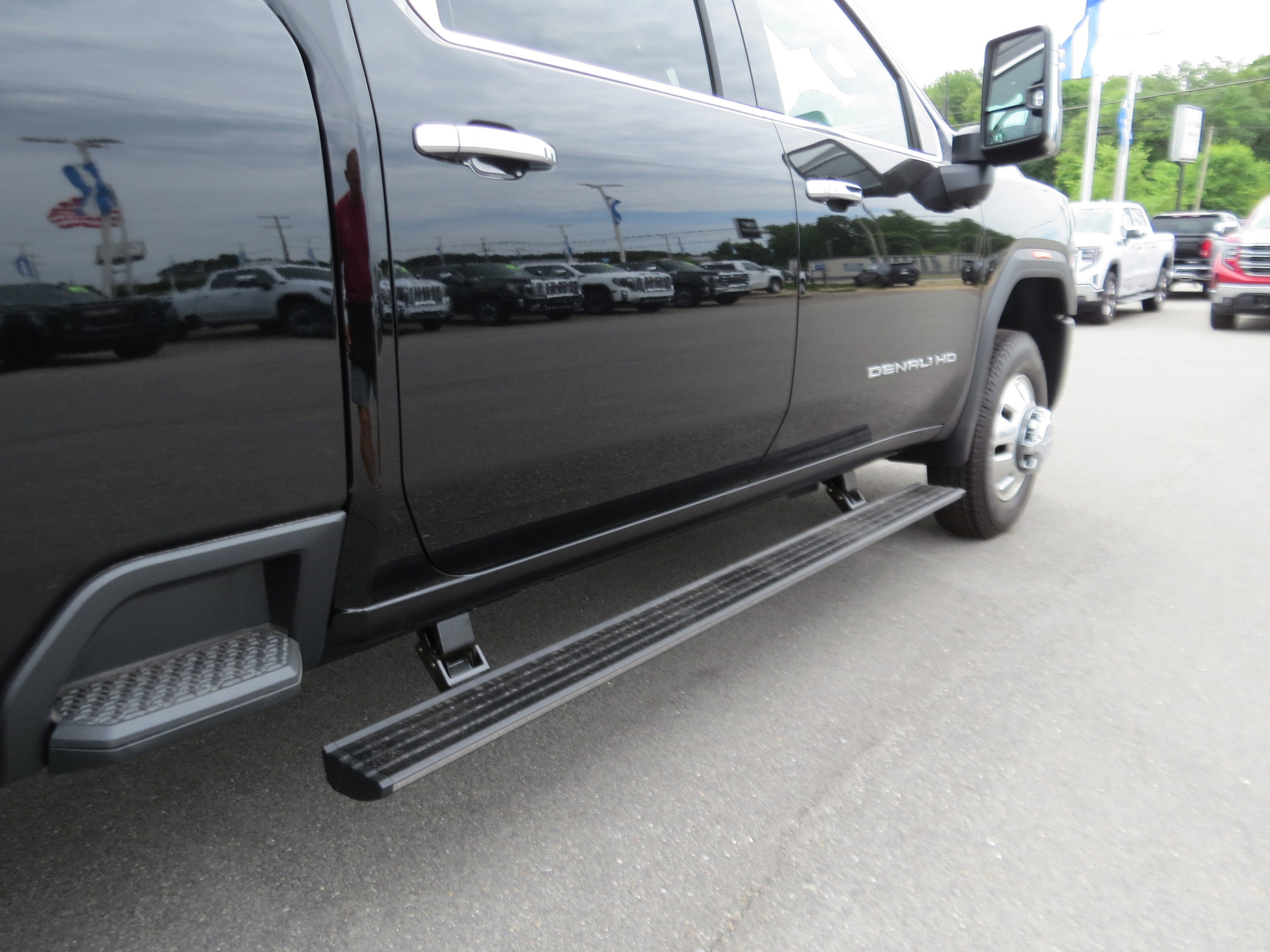 2026 GMC Sierra 3500 HD Denali Ultimate DRW