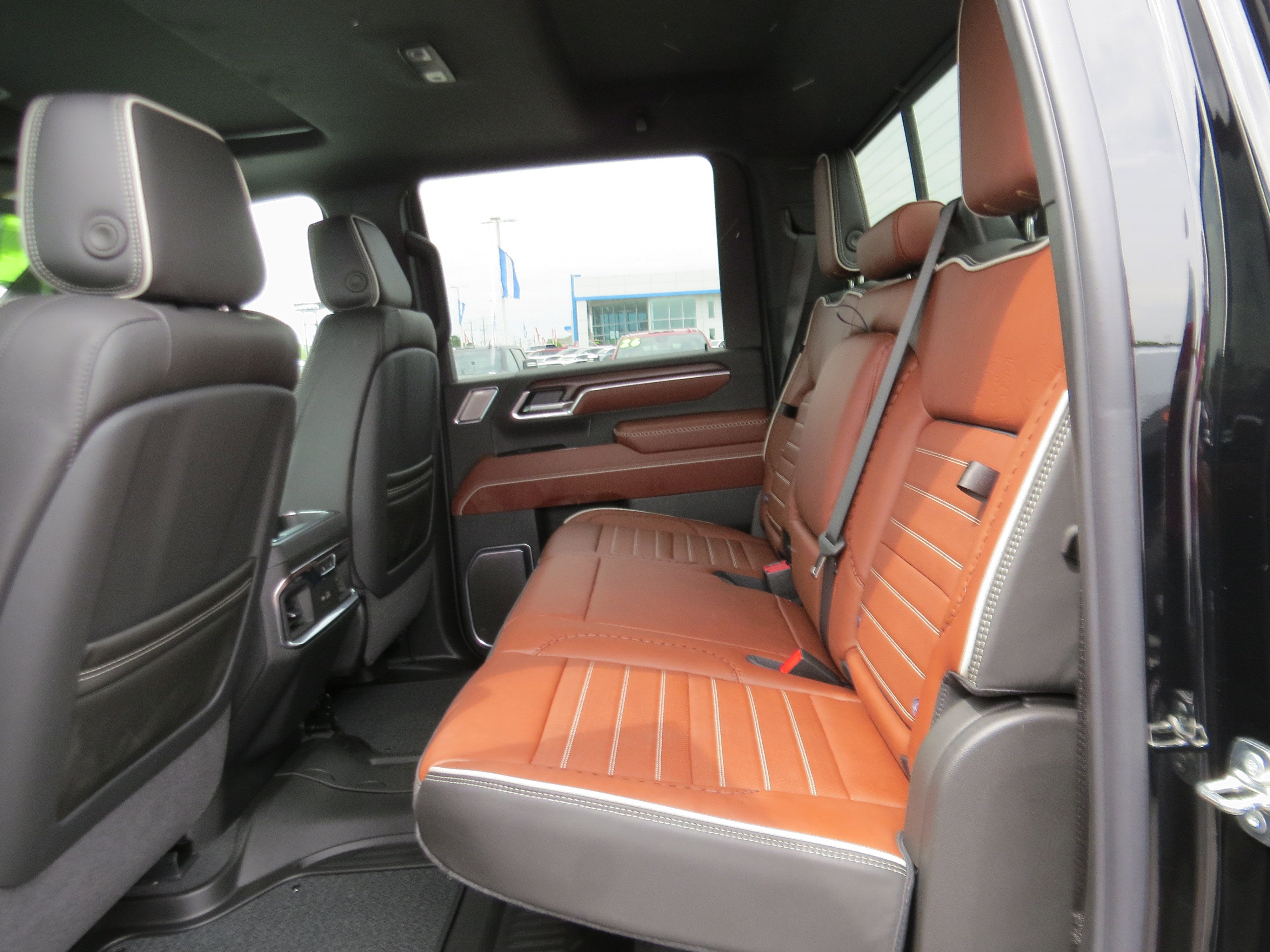 2026 GMC Sierra 3500 HD Denali Ultimate DRW