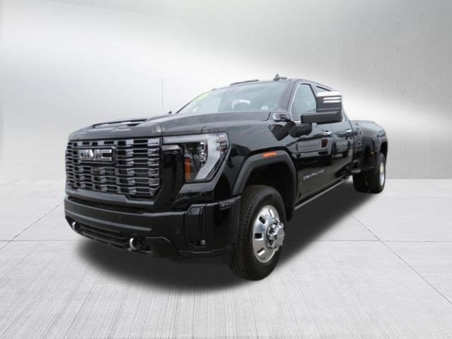 2026 GMC Sierra 3500 HD Denali Ultimate DRW