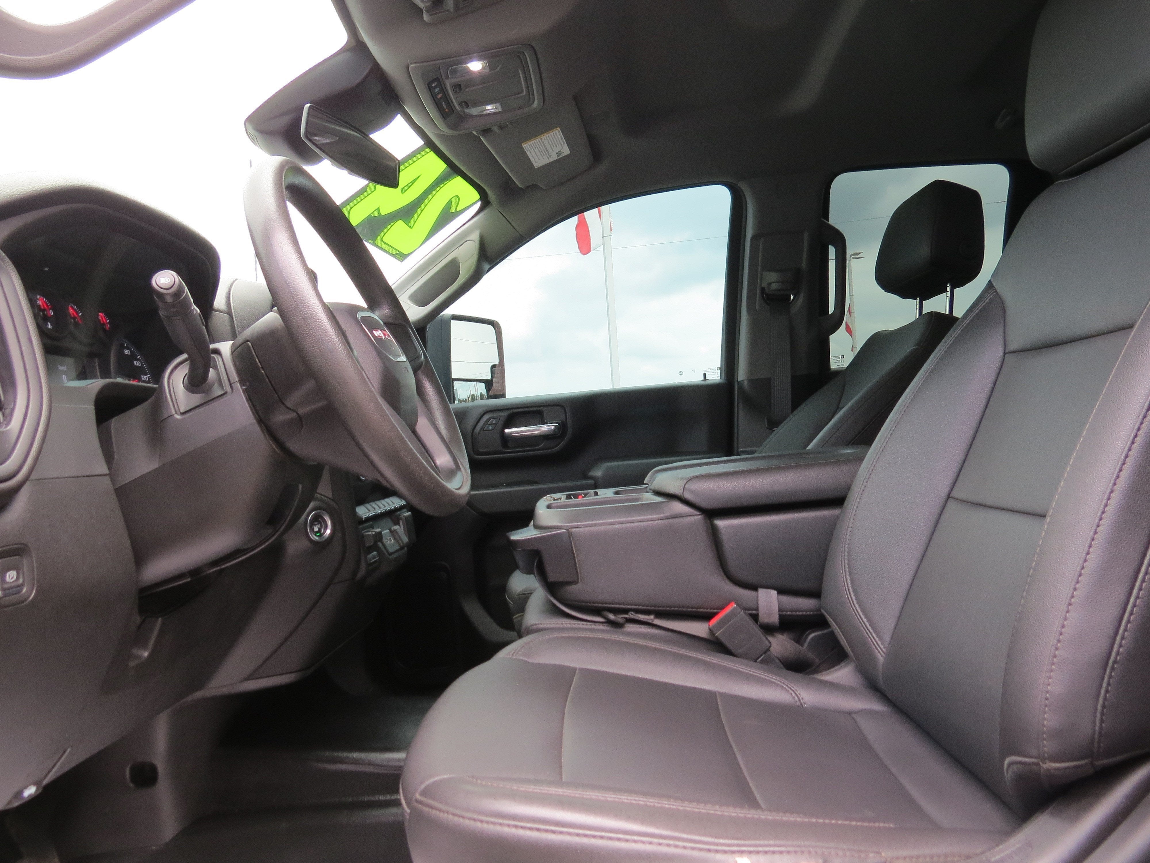 2024 GMC Sierra 2500 HD Pro