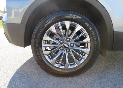 2025 Cadillac XT4 Premium Luxury