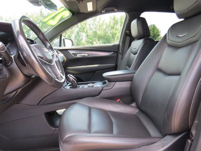 2021 Cadillac XT5 Luxury