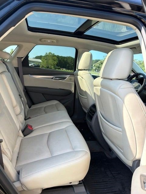 2017 Cadillac XT5 Luxury FWD