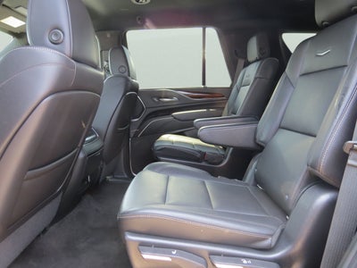 2022 Cadillac Escalade Luxury