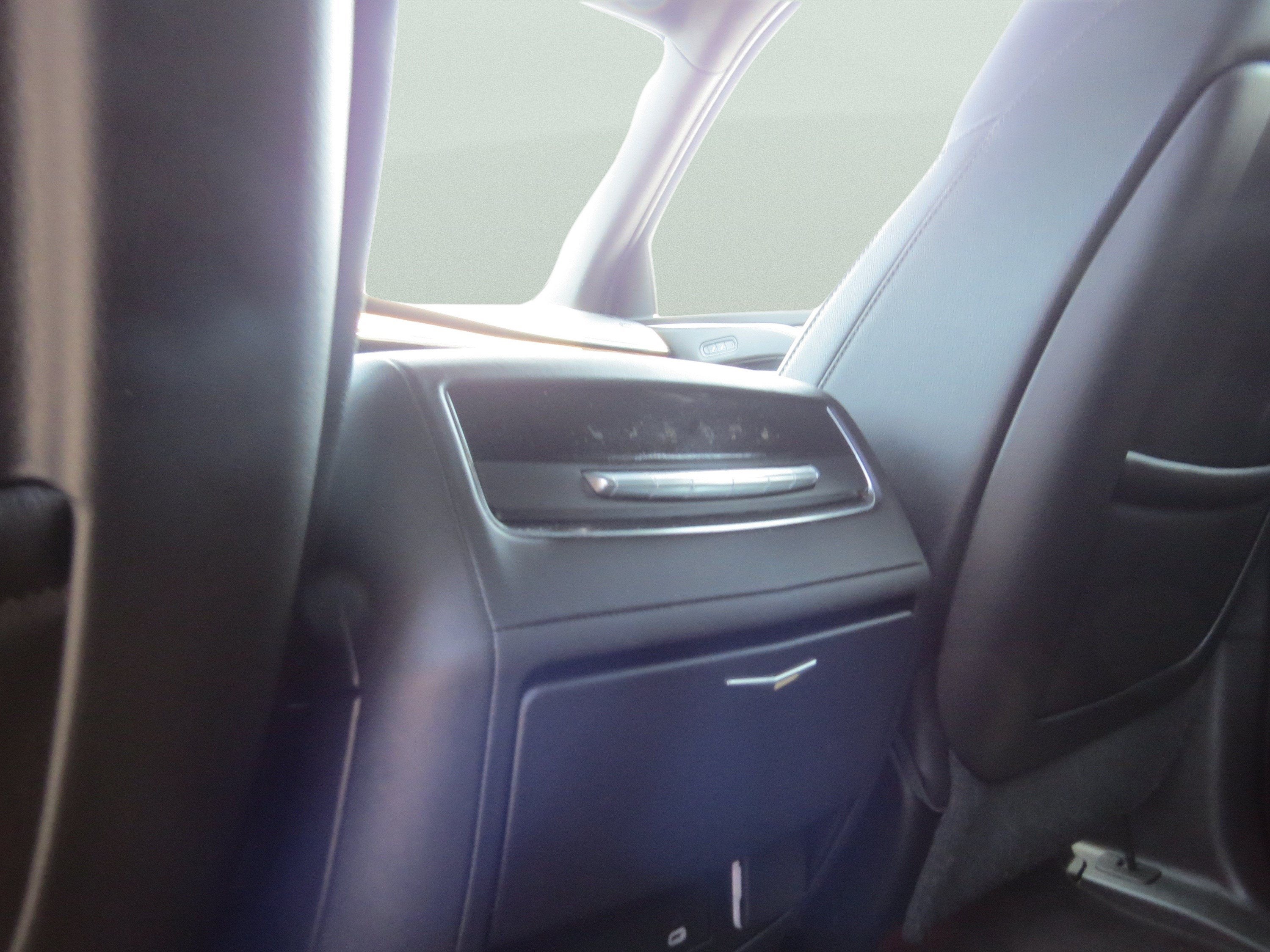 2022 Cadillac Escalade Luxury