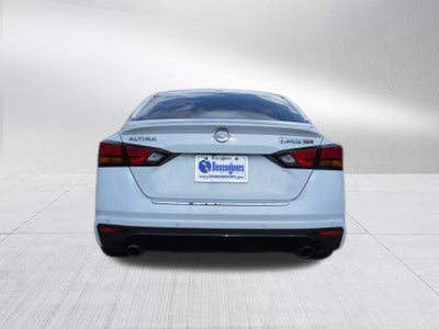 2023 Nissan Altima SR FWD