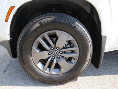 2025 Nissan Frontier Crew Cab SV 4x2