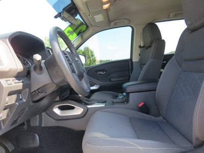 2025 Nissan Frontier Crew Cab SV 4x2