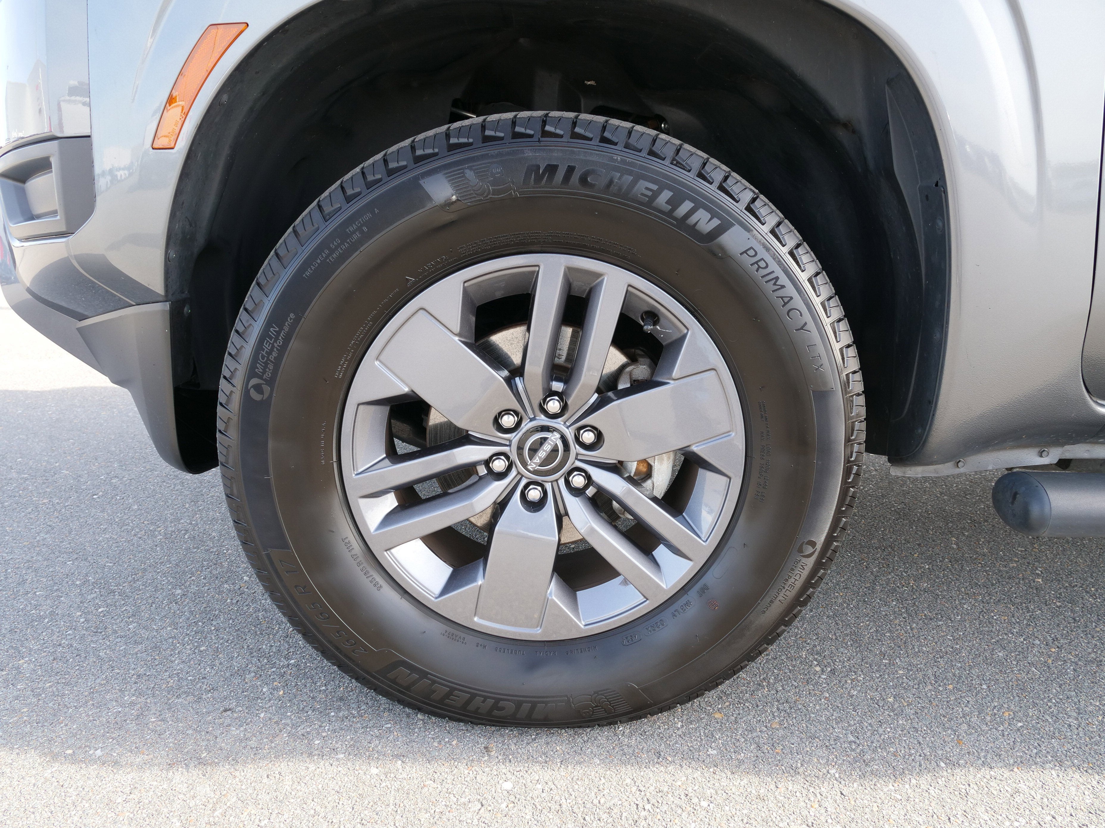 2025 Nissan Frontier Crew Cab SV 4x4