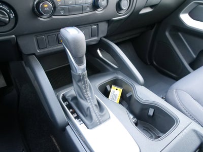 2025 Nissan Frontier Crew Cab SV 4x4