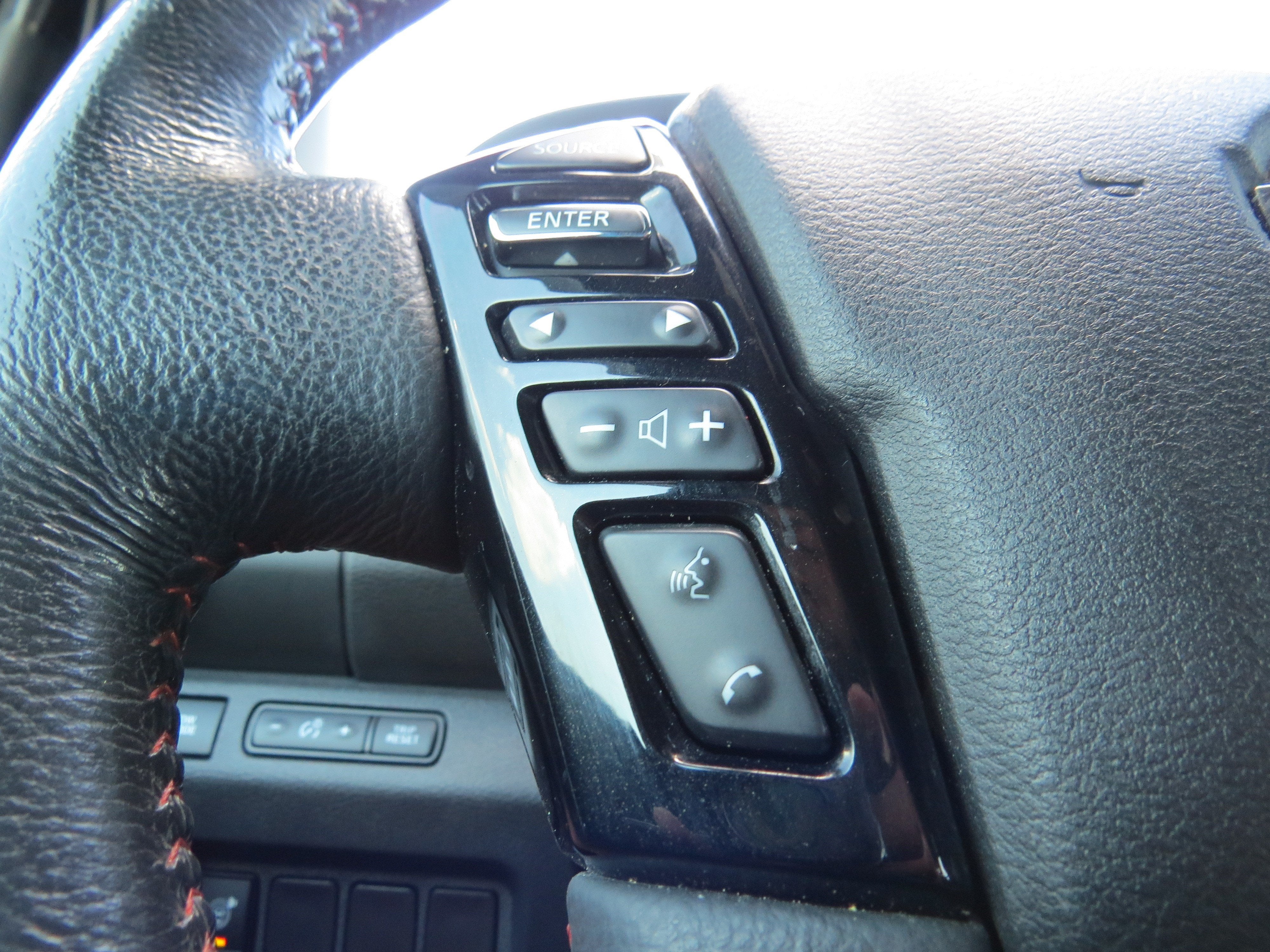 2022 Nissan Frontier Crew Cab PRO-4X 4x4
