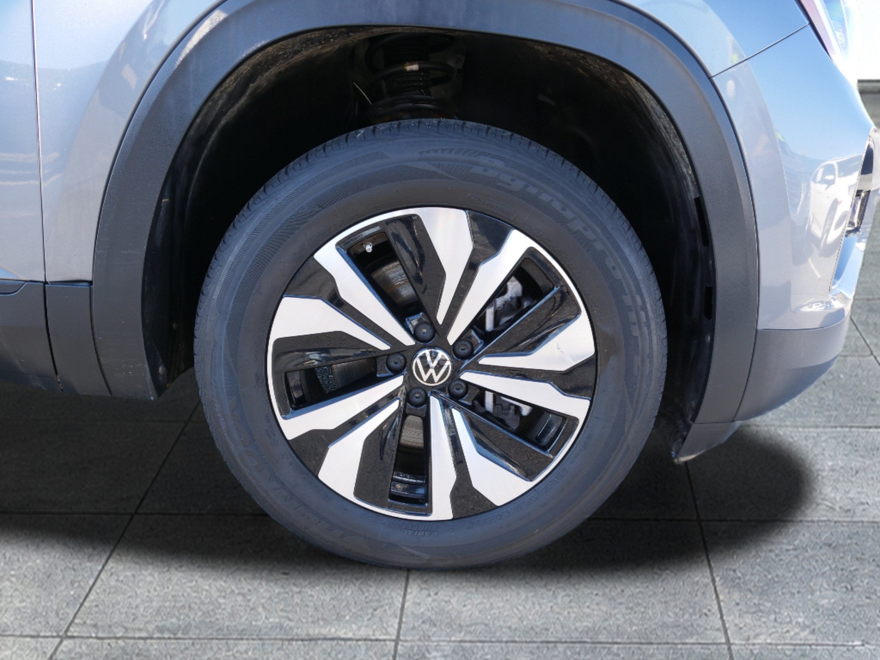 2024 Volkswagen Atlas Cross Sport 2.0T SE