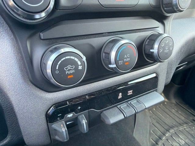 2022 RAM 2500 Tradesman Crew Cab 4x4 6'4" Box