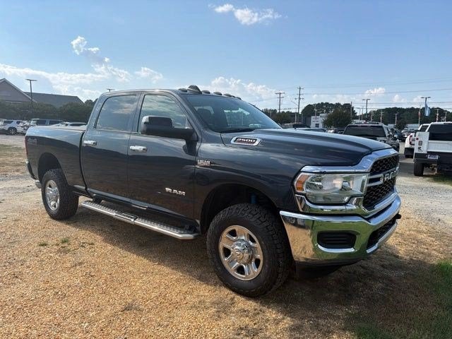 2022 RAM 2500 Tradesman Crew Cab 4x4 6'4" Box