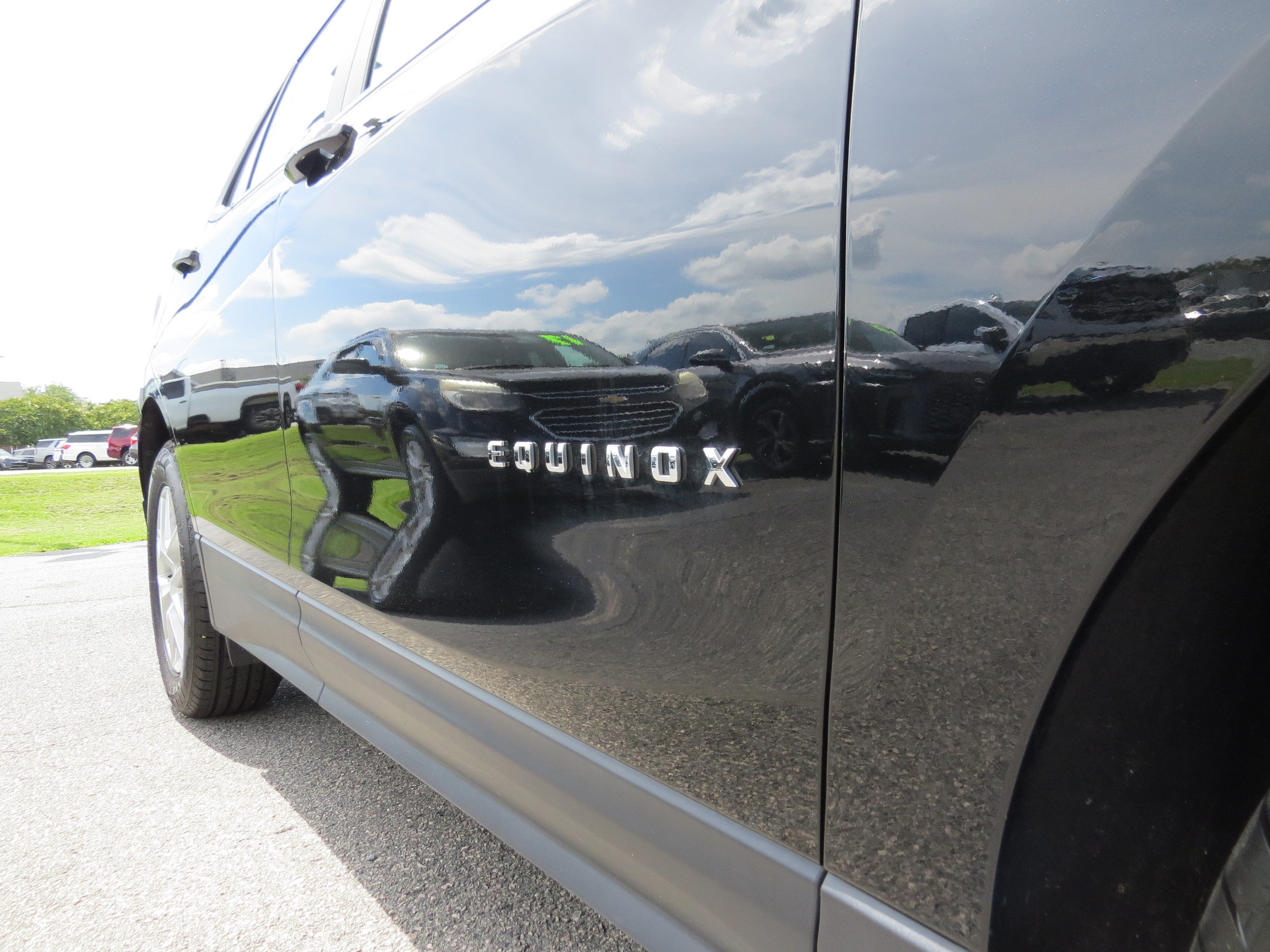 2023 Chevrolet Equinox LS
