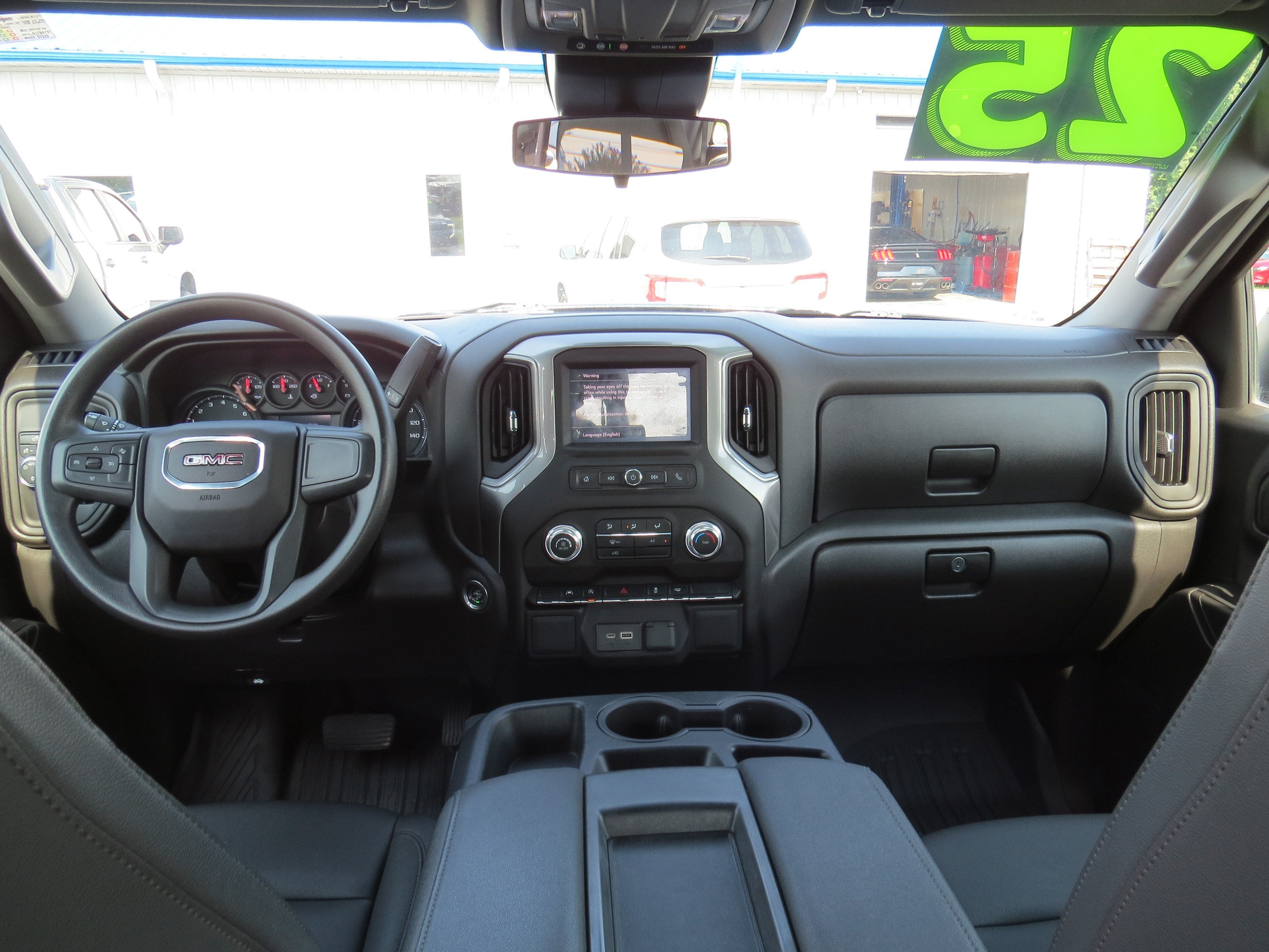 2025 GMC Sierra 1500 Pro