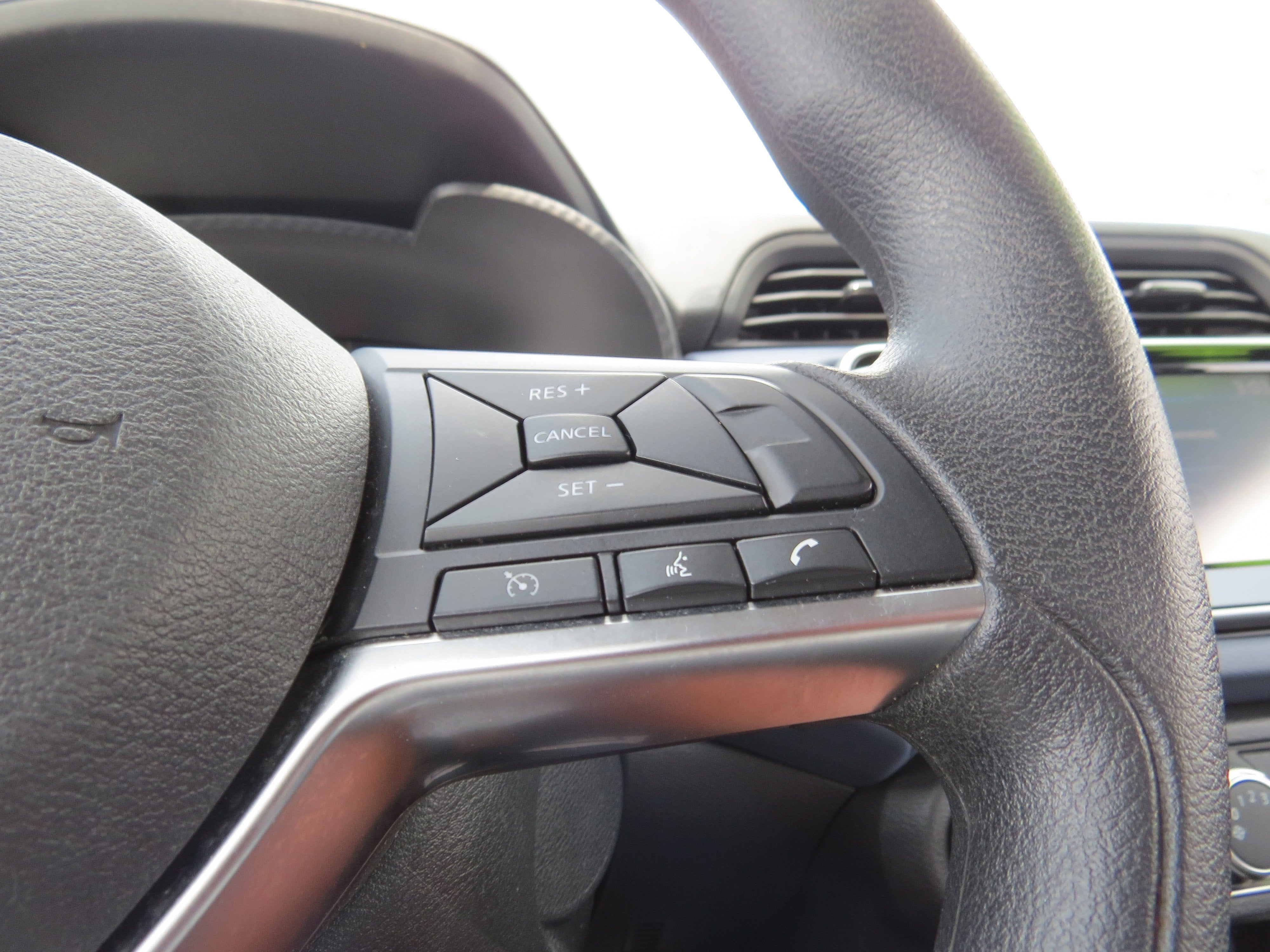 2024 Nissan Versa SV