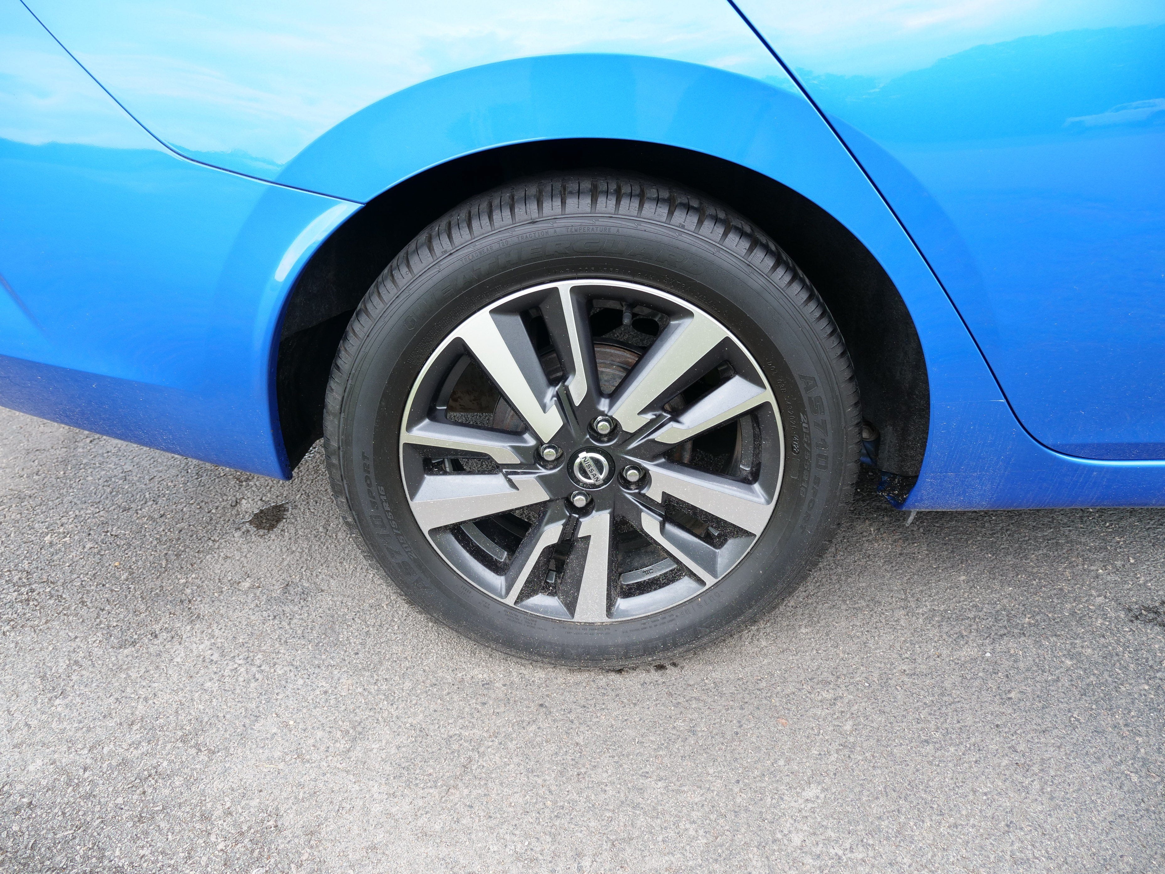 2021 Nissan Versa SV Xtronic CVT
