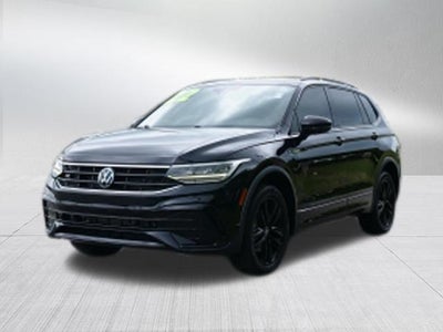 2022 Volkswagen Tiguan 2.0T SE R-Line Black
