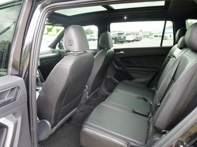 2022 Volkswagen Tiguan 2.0T SE R-Line Black