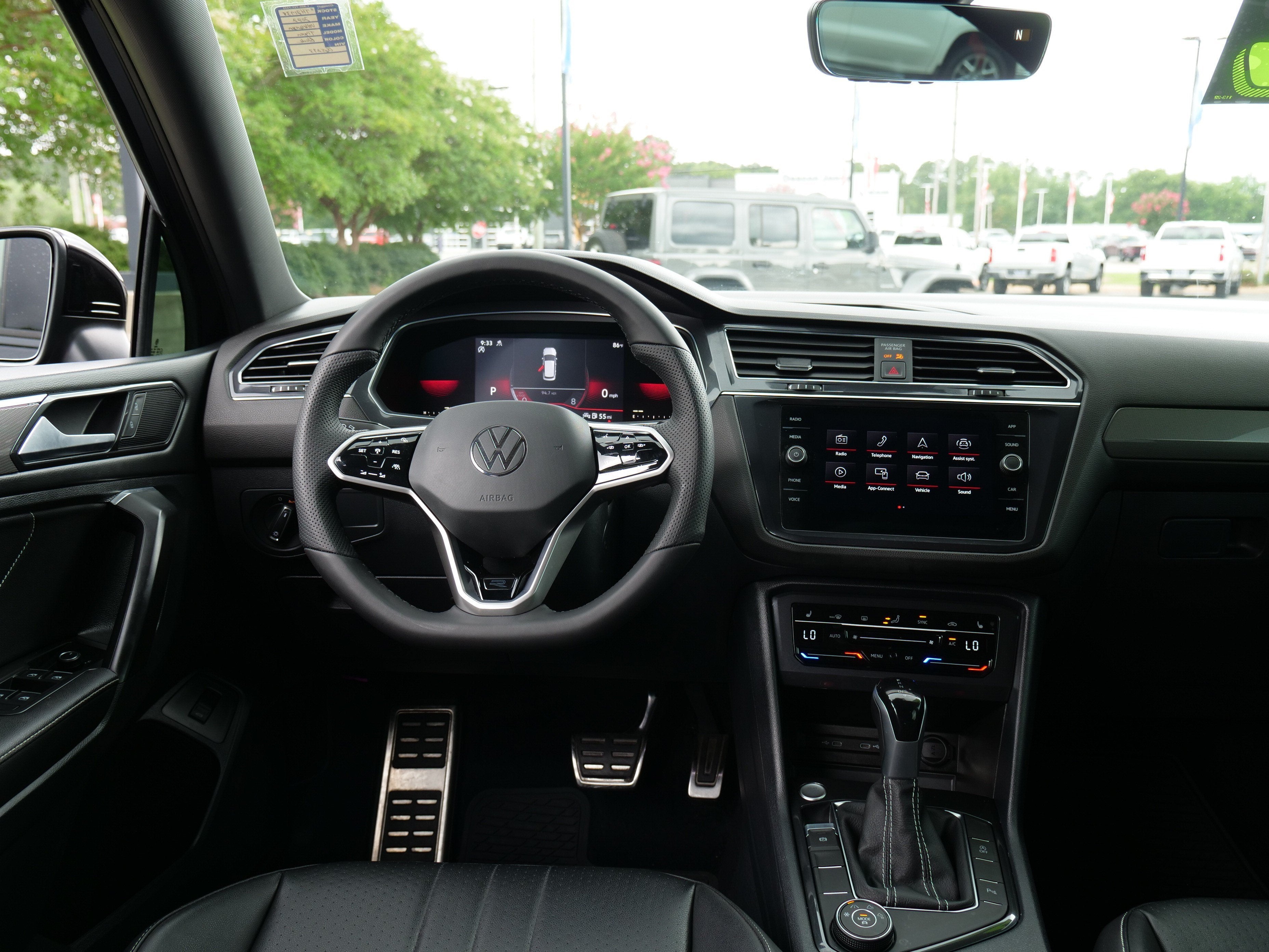 2022 Volkswagen Tiguan 2.0T SE R-Line Black