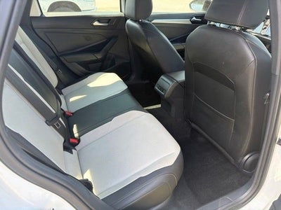 2021 Volkswagen Jetta 1.4T R-Line