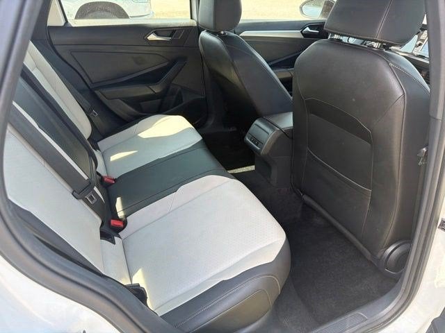 2021 Volkswagen Jetta 1.4T R-Line