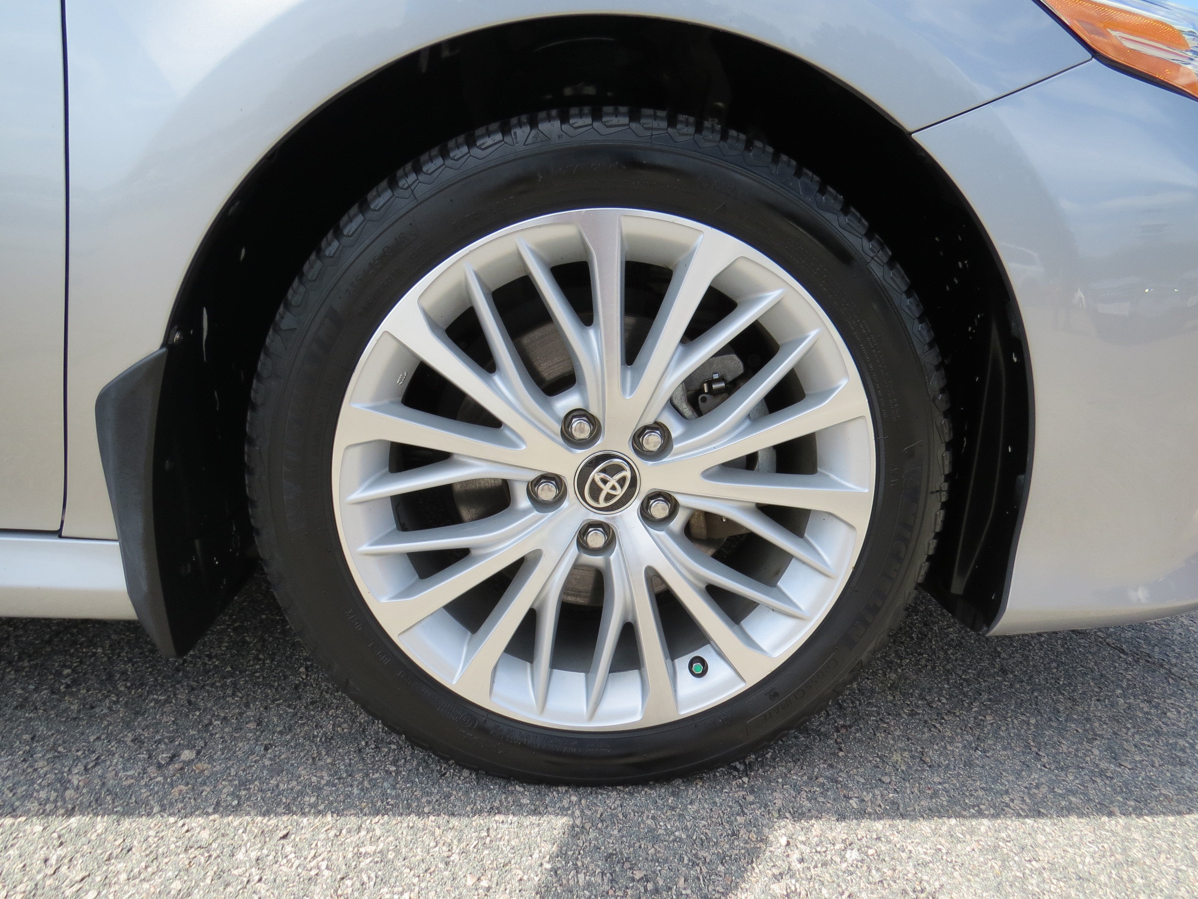 2020 Toyota Camry XLE Hybrid