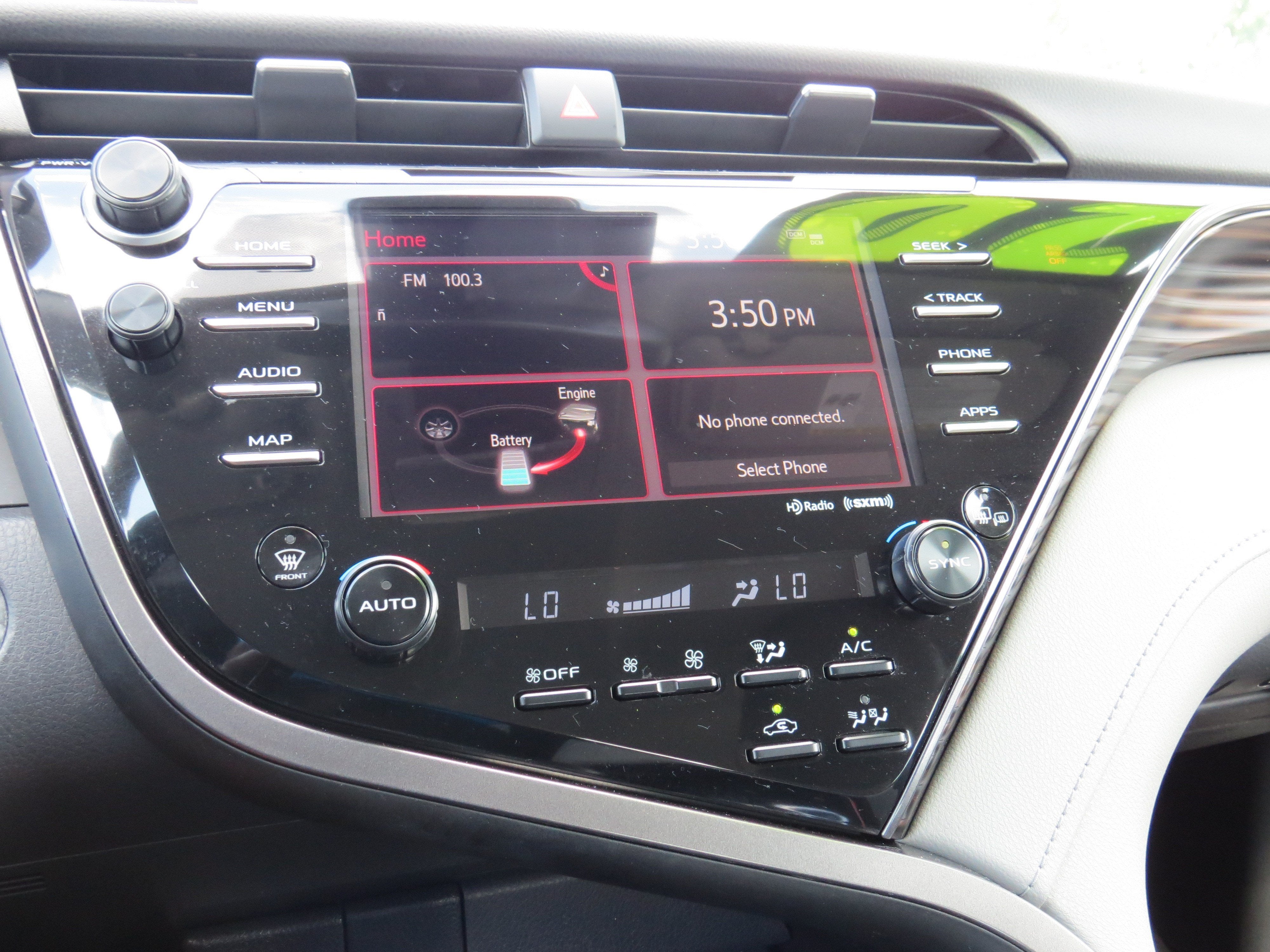 2020 Toyota Camry XLE Hybrid
