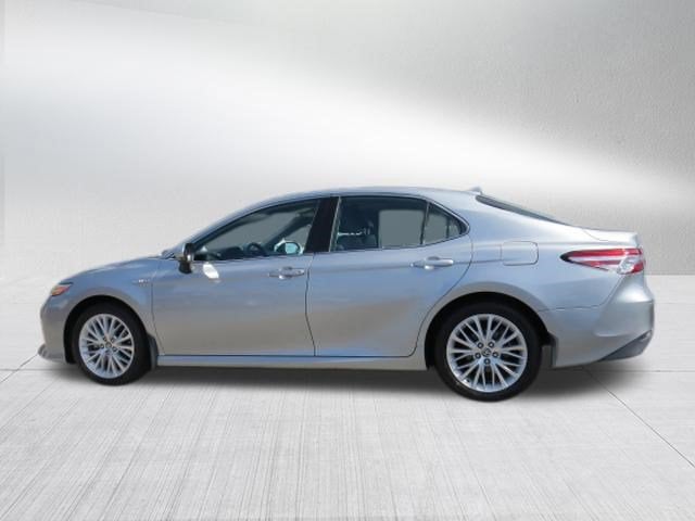 2020 Toyota Camry XLE Hybrid
