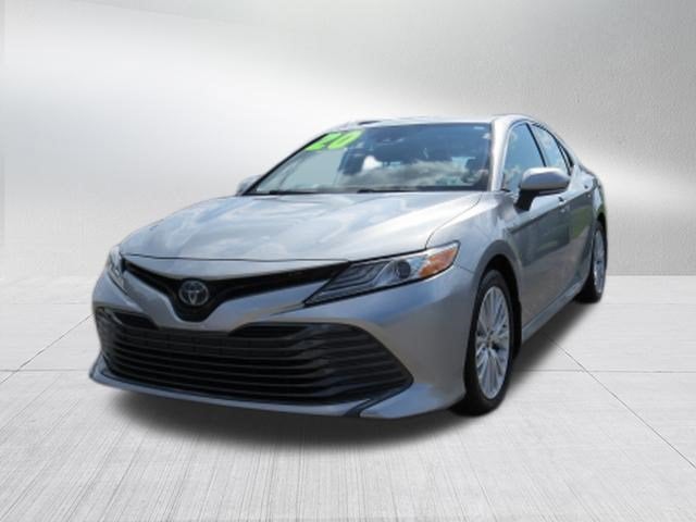 2020 Toyota Camry XLE Hybrid
