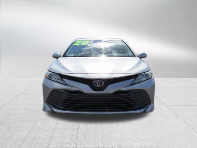 2020 Toyota Camry XLE Hybrid